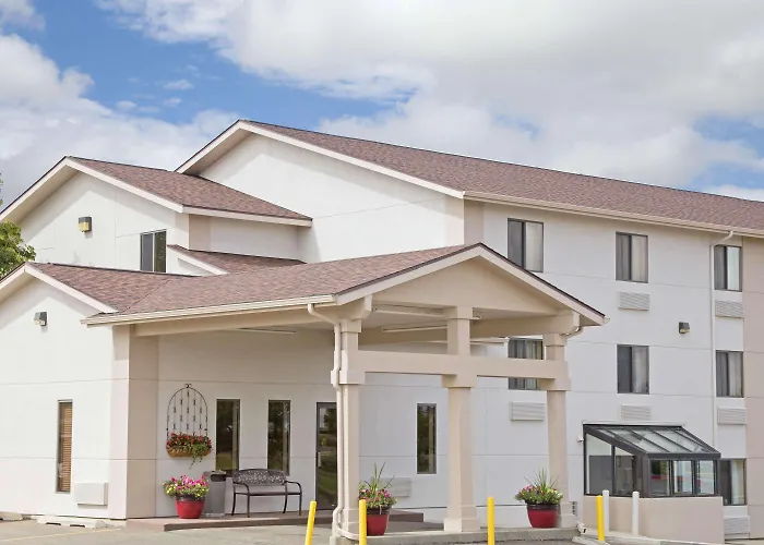Super 8 By Wyndham Havre